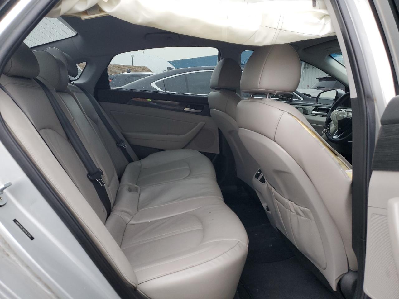 2019 Hyundai Sonata - Image 10