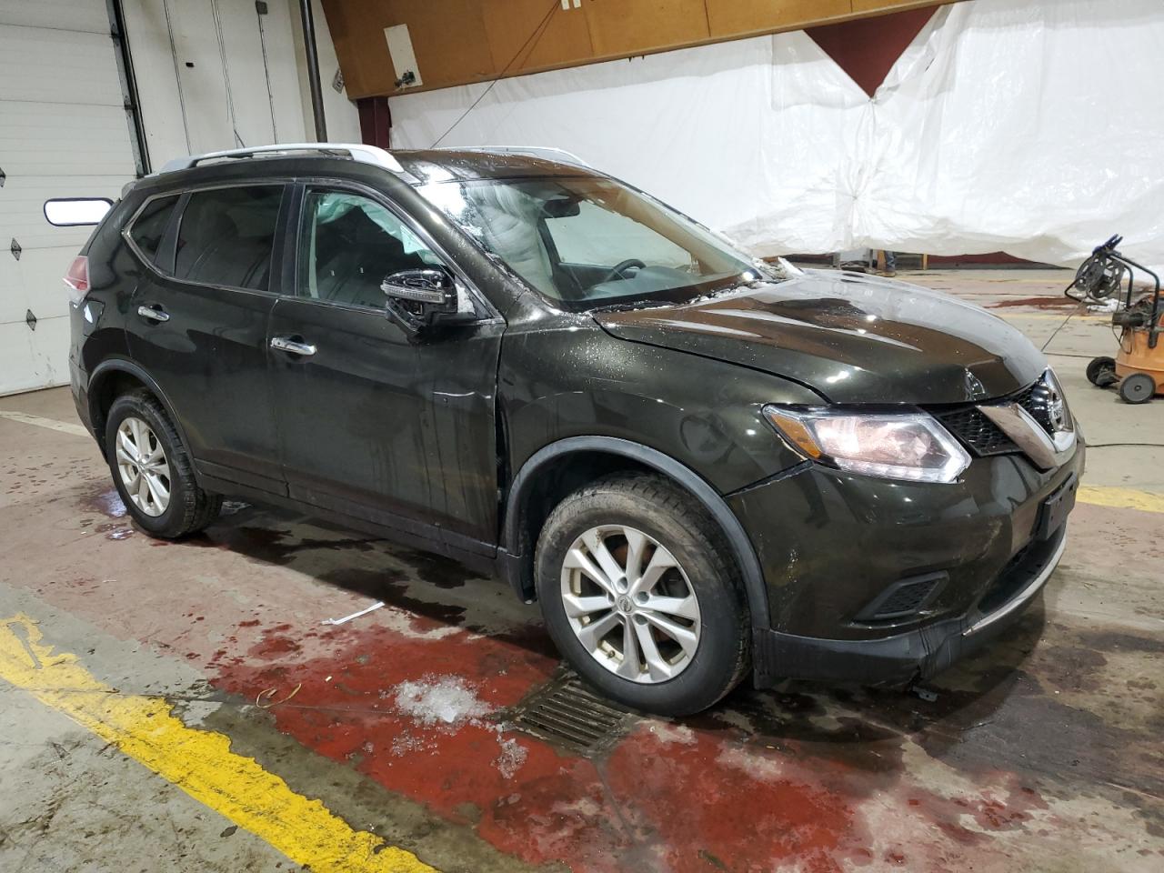 VIN JN8AT2MV8GW137518 2016 NISSAN ROGUE no.4