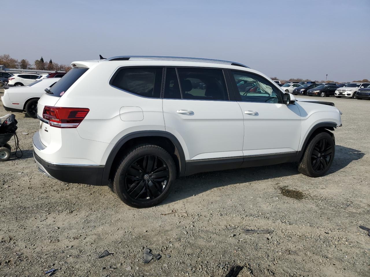 2018 Volkswagen Atlas - Image 3