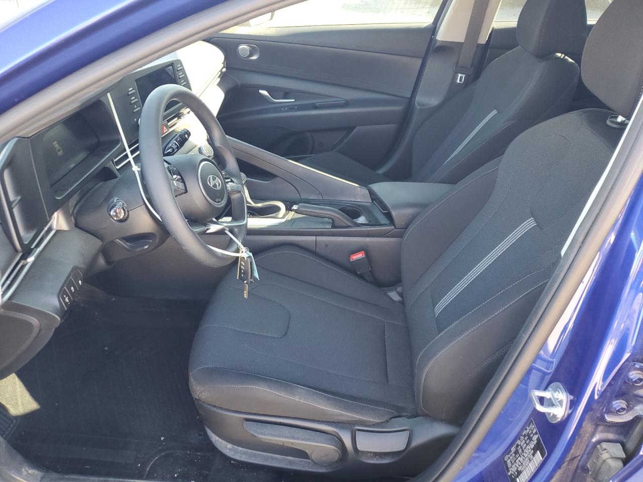2024 Hyundai Elantra - Image 7