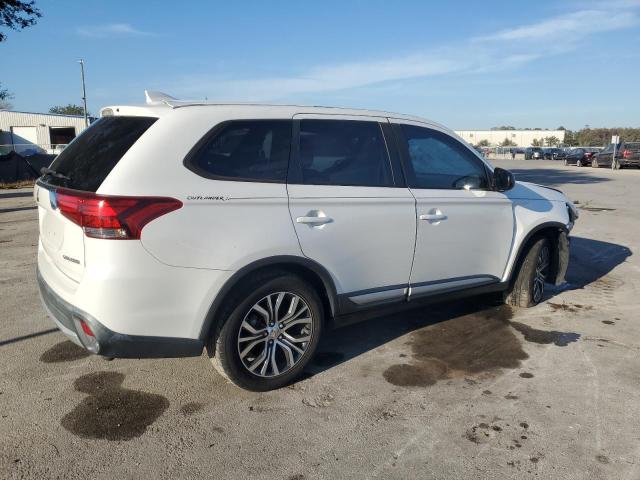  MITSUBISHI OUTLANDER 2018 Білий