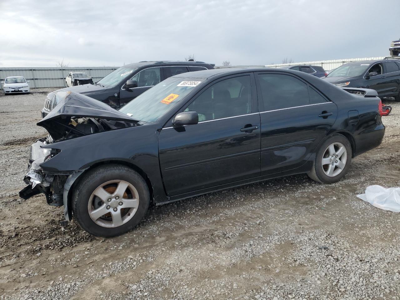 2004 Toyota Camry Le იყიდება Earlington-ში, KY - Front End