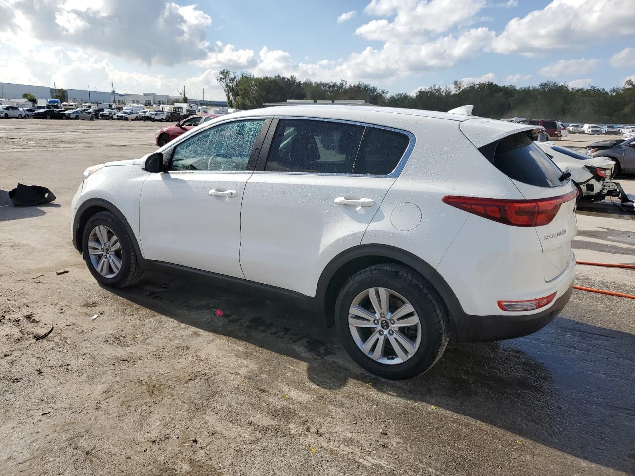 2018 Kia Sportage - Image 2