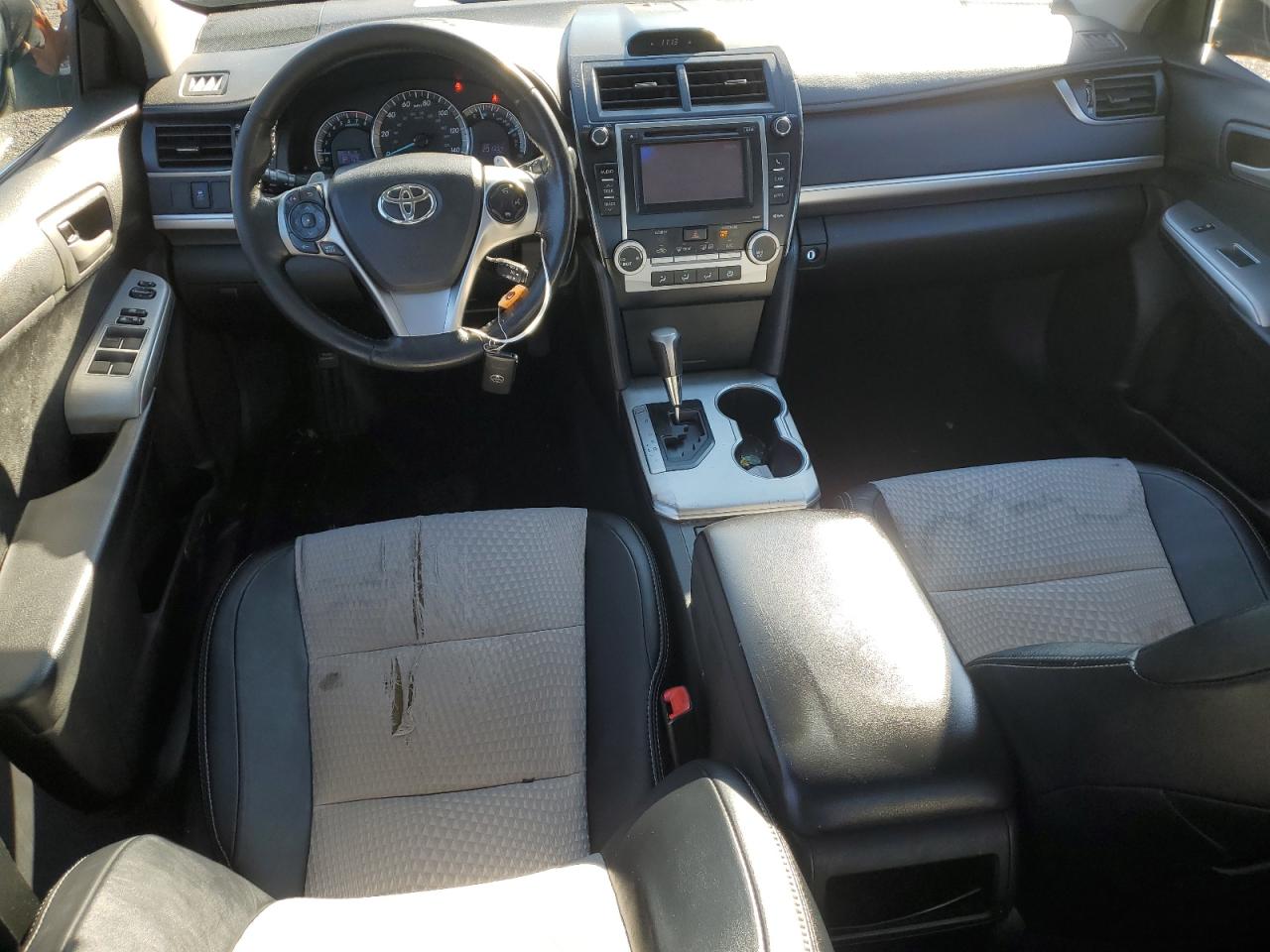 2012 Toyota Camry - Image 8