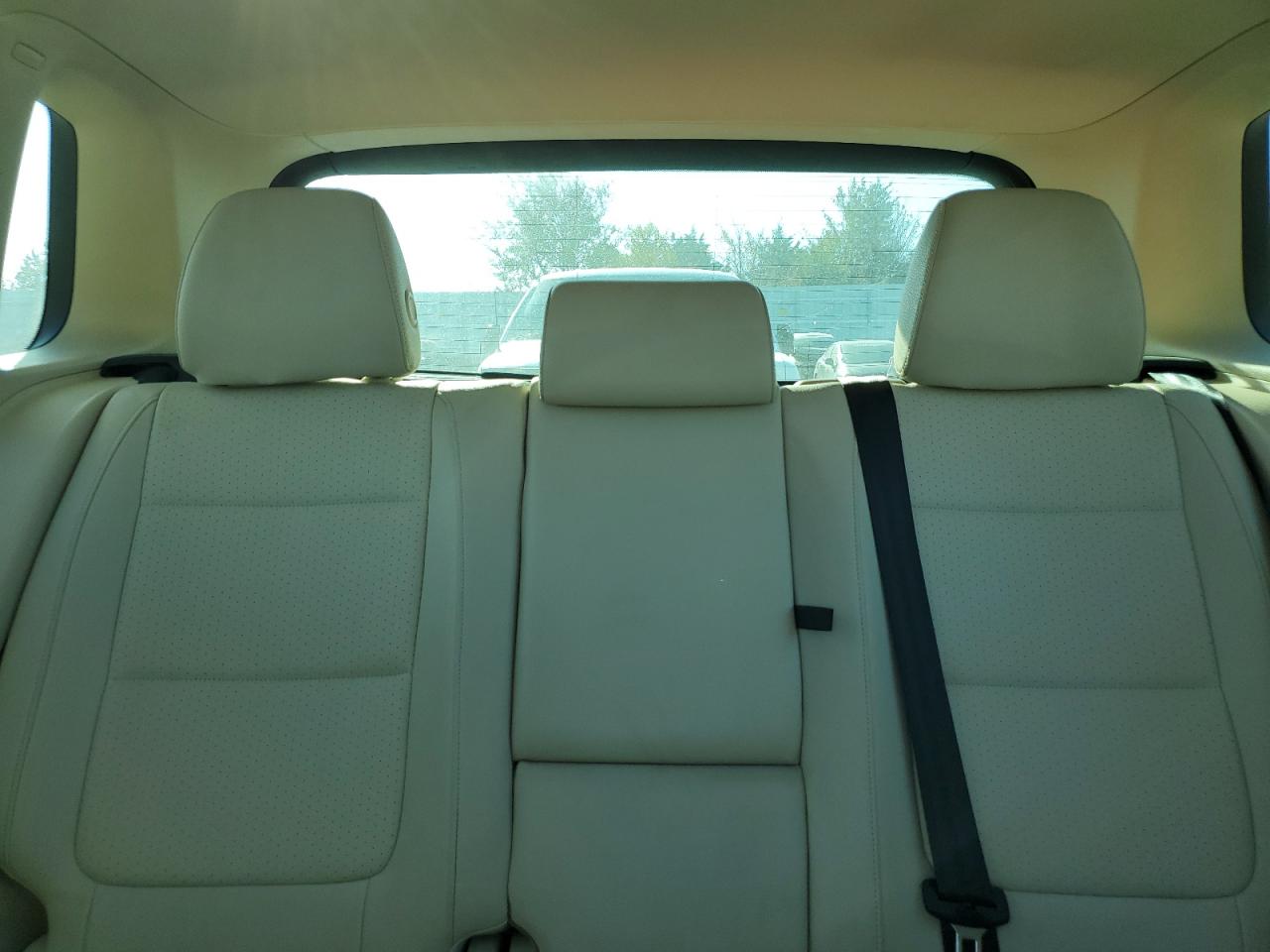 2015 Volkswagen Tiguan - Image 10