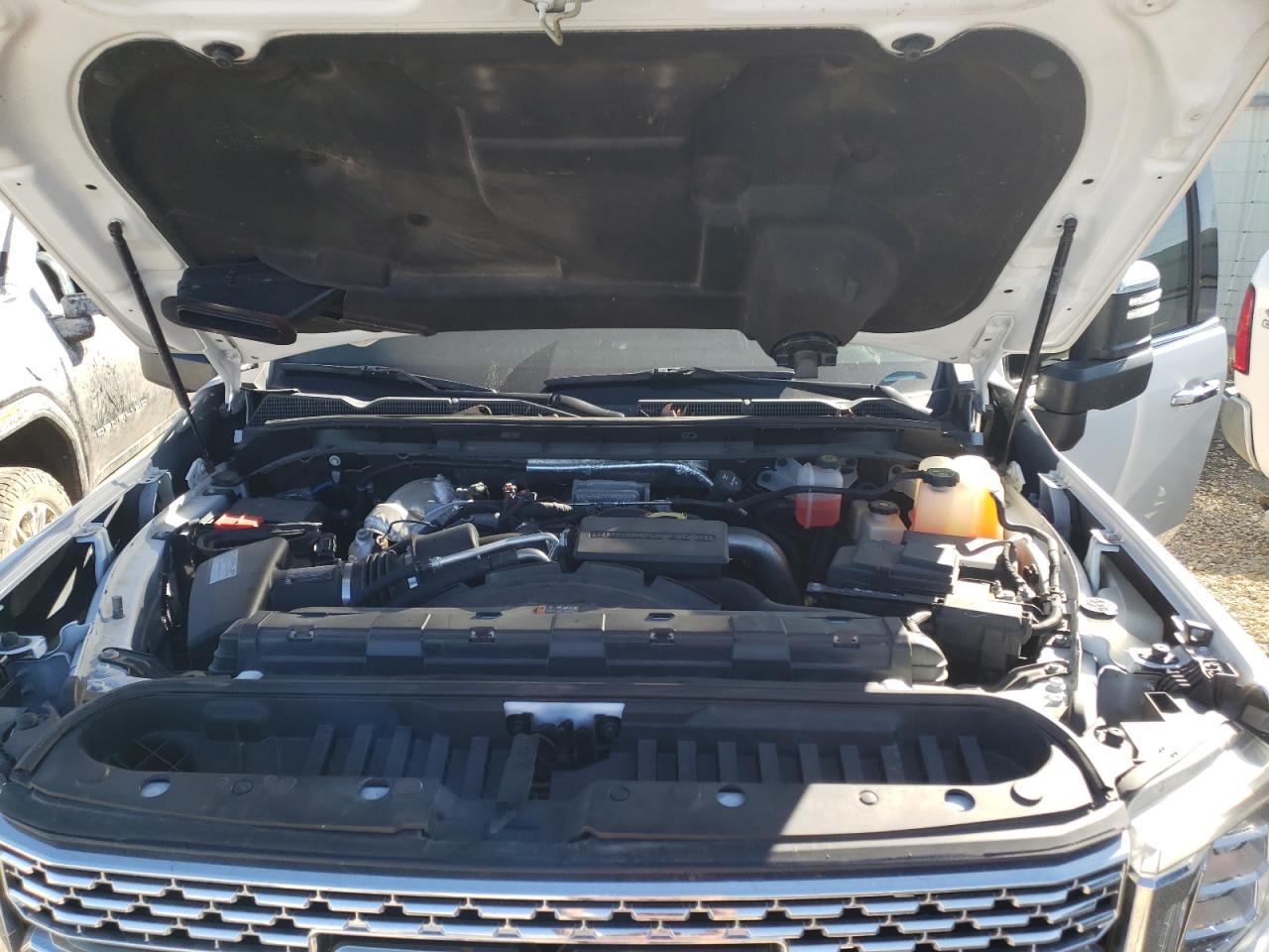 2021 GMC Sierra - Image 12