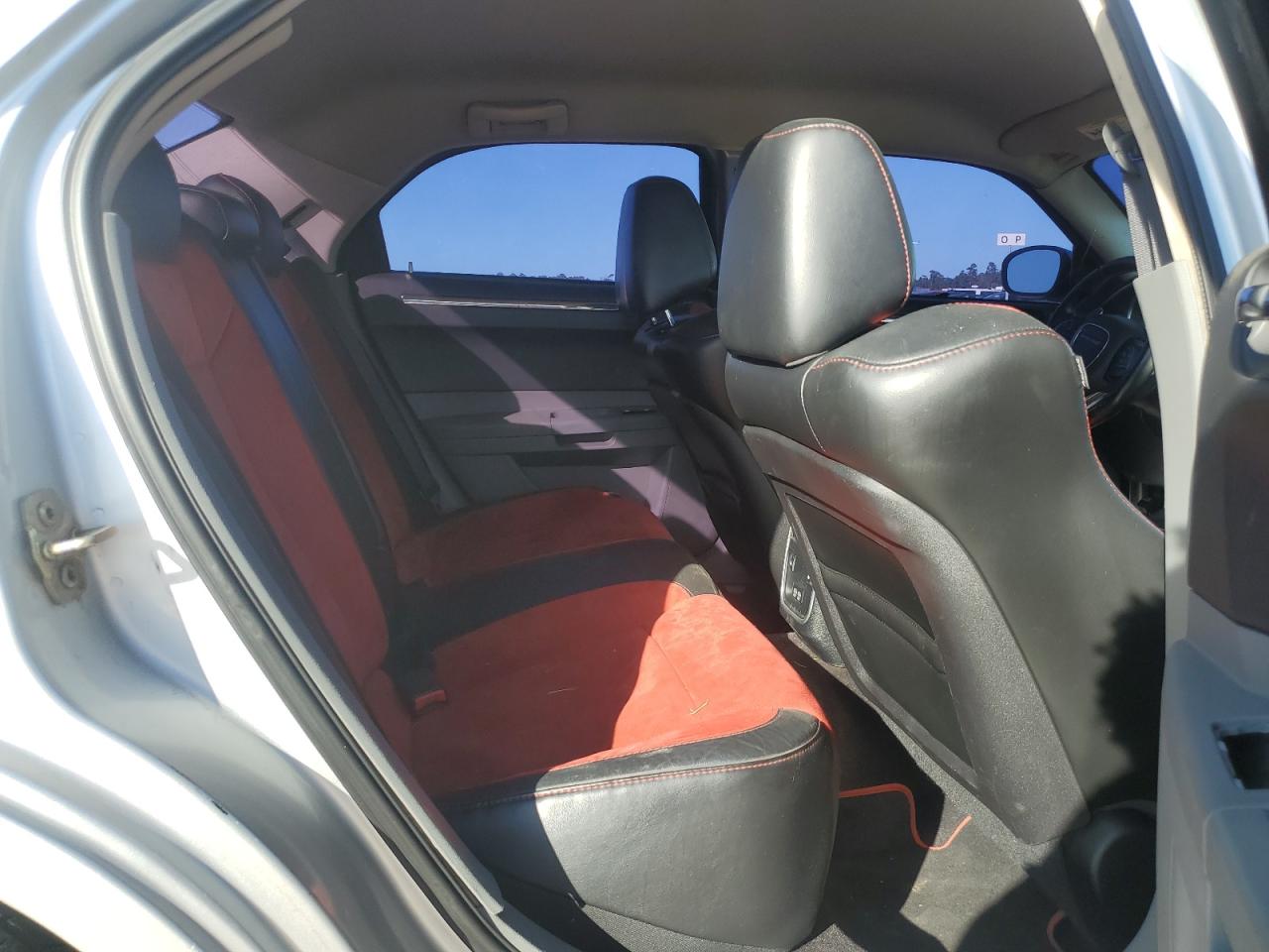 2005 Chrysler 300 Touring VIN: 2C3JA53G45H131463 Lot: 44617125