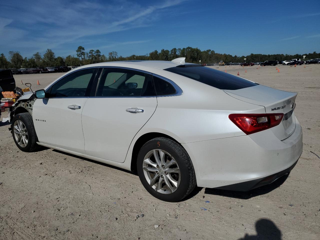 2017 Chevrolet Malibu - Image 2