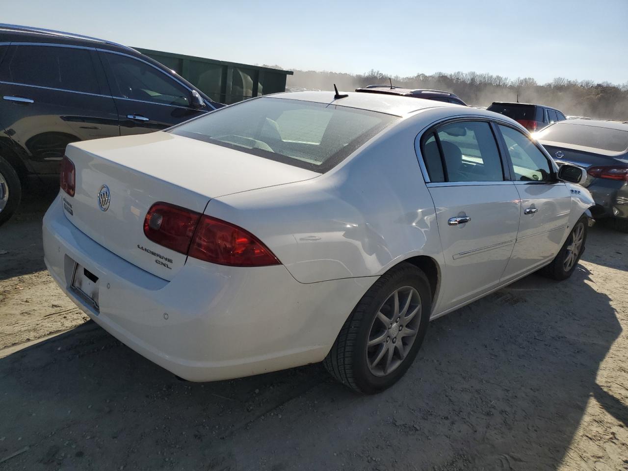 2007 Buick Lucerne - Image 3