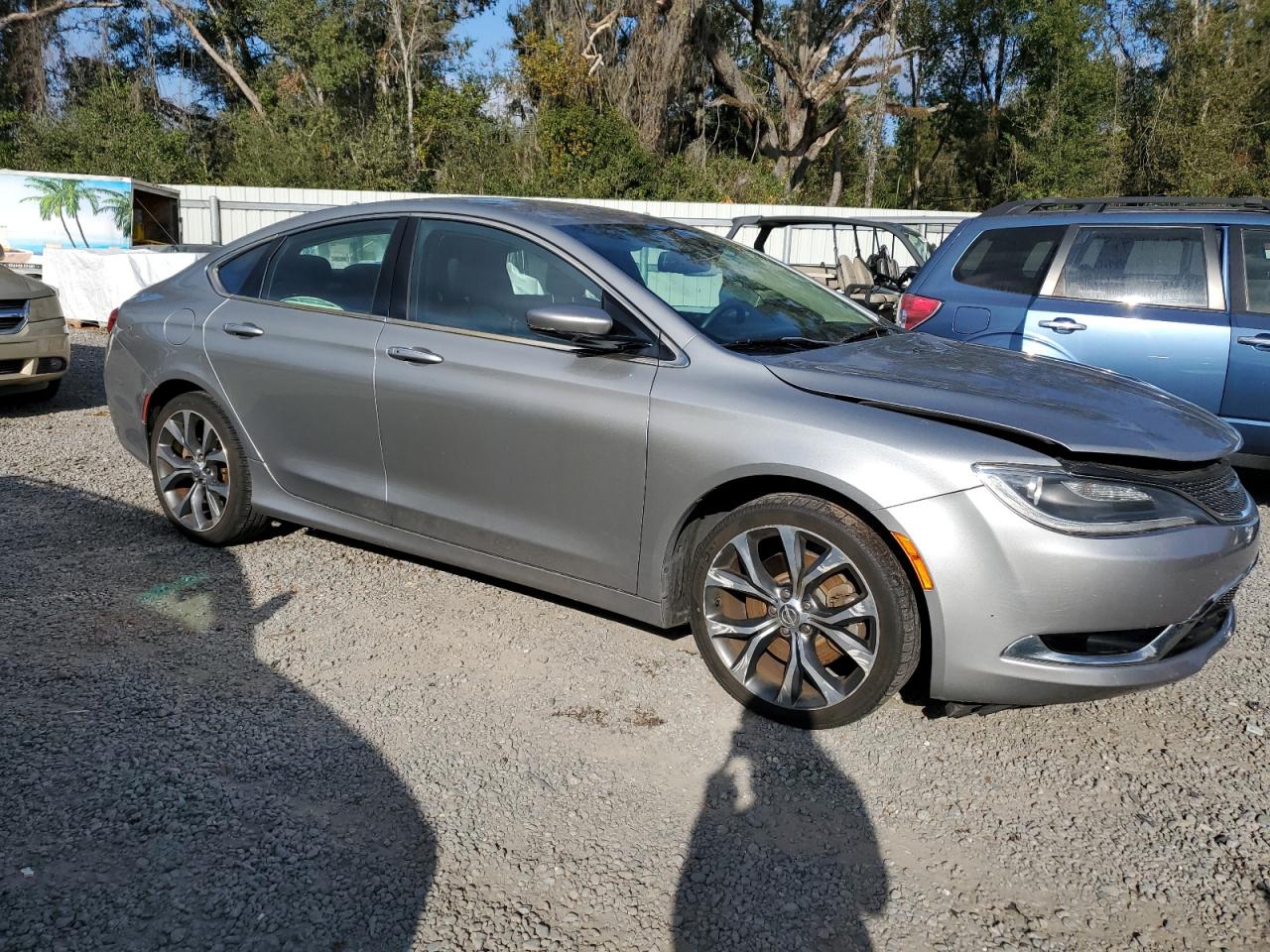 VIN 1C3CCCCB0FN560359 2015 CHRYSLER 200 no.4