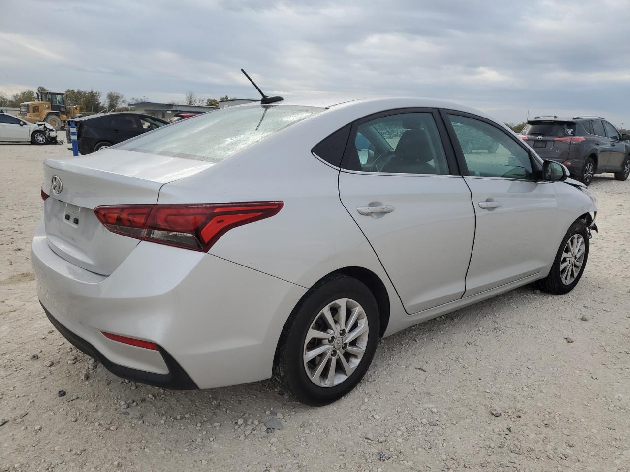2021 Hyundai Accent - Image 3
