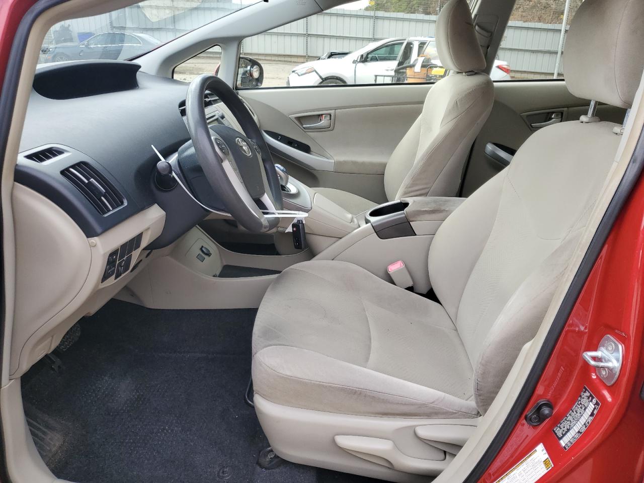 2012 Toyota Prius - Image 7