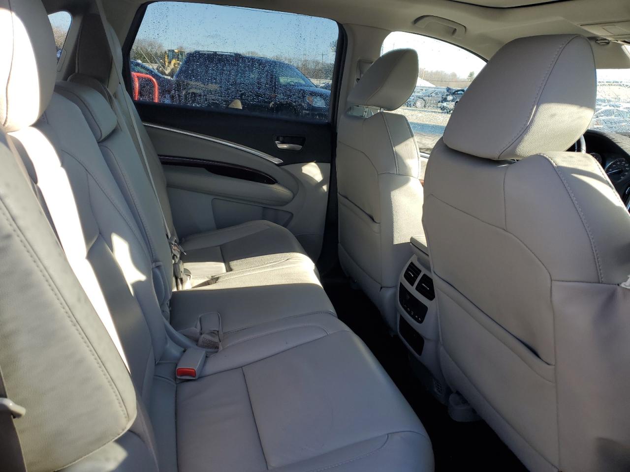 2016 Acura Mdx VIN: 5FRYD4H28GB024352 Lot: 83268914