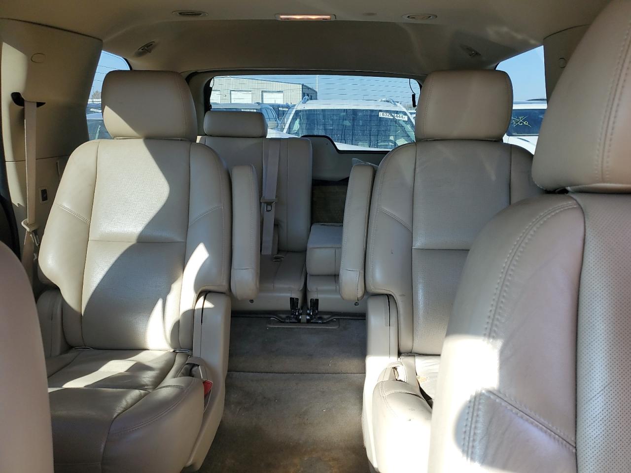 2011 GMC Yukon - Image 10