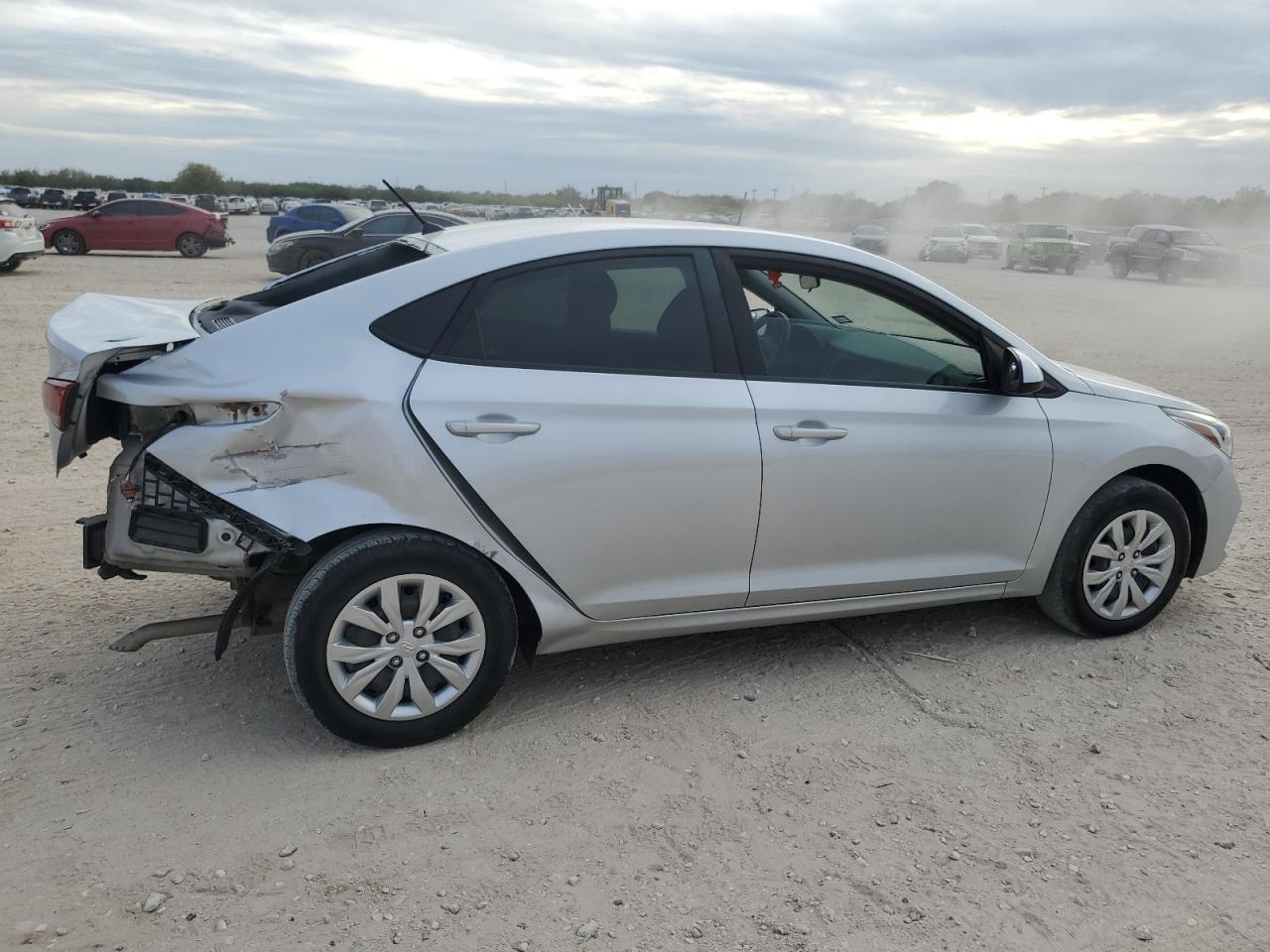 2018 Hyundai Accent - Image 3