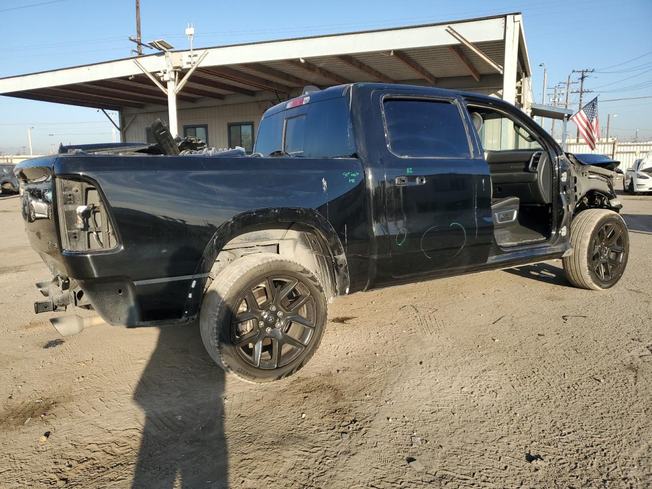 2022 RAM 1500 - Image 3