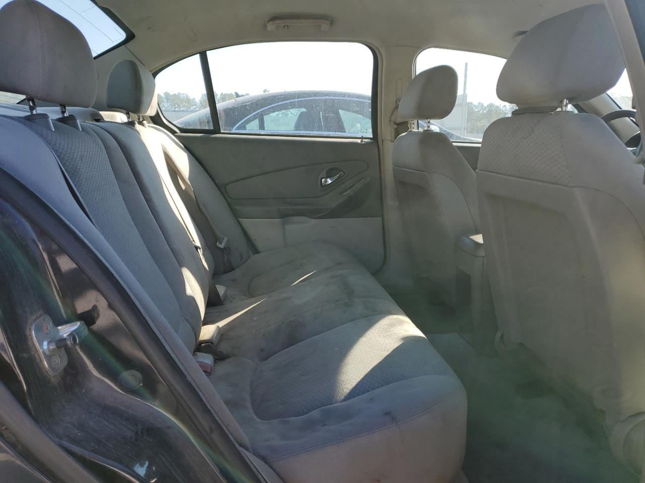 2007 Chevrolet Malibu - Image 10