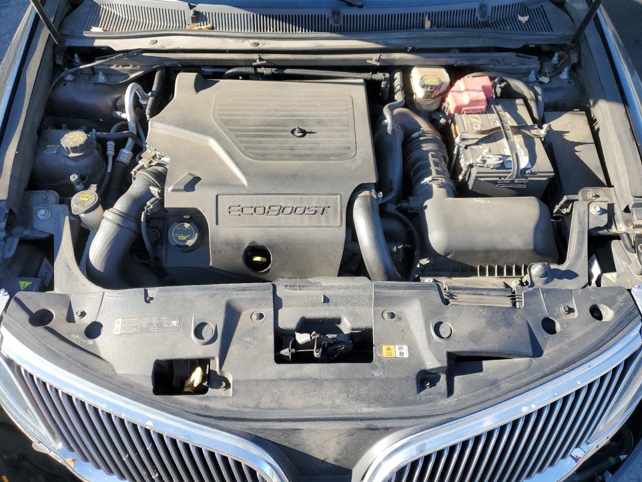 2014 Lincoln MKS - Image 11