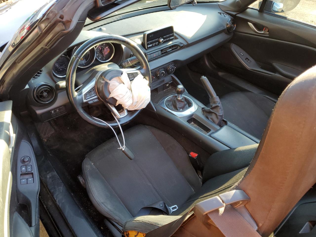 2016 Mazda MX-5 - Image 8