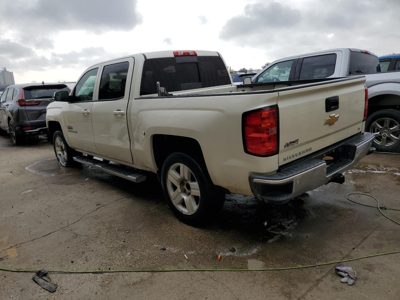 2014 Chevrolet Silverado - Image 2