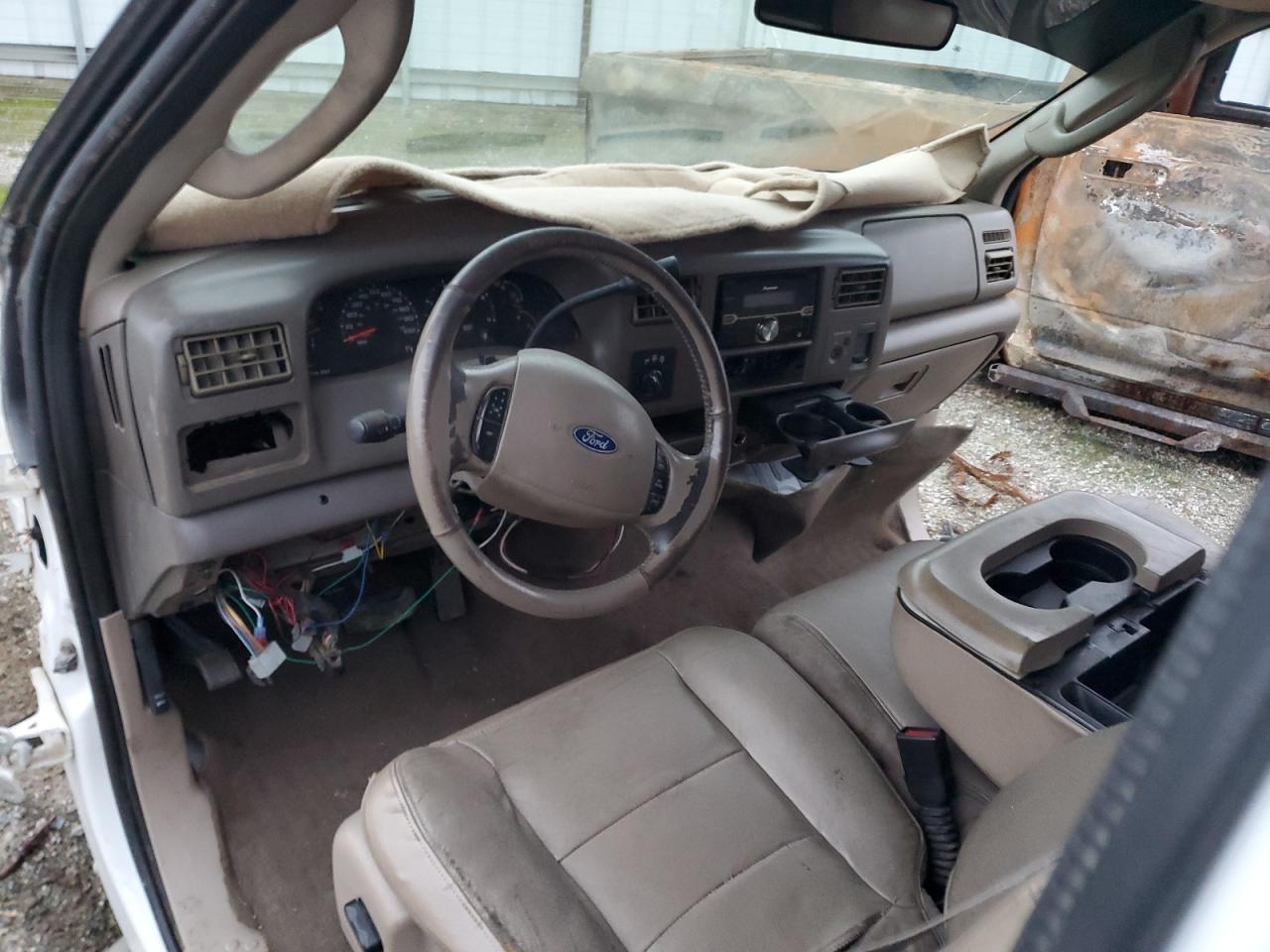 2003 Ford F250 - Image 8
