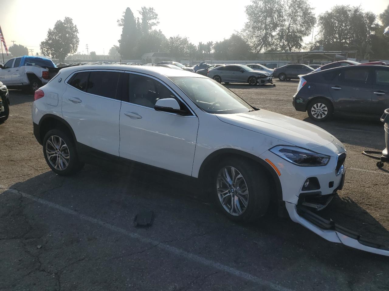 VIN WBXYJ5C3XJEF75669 2018 BMW X2 no.4