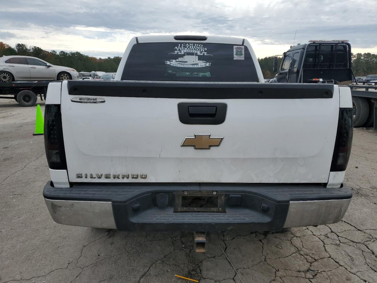 2009 Chevrolet Silverado - Image 6