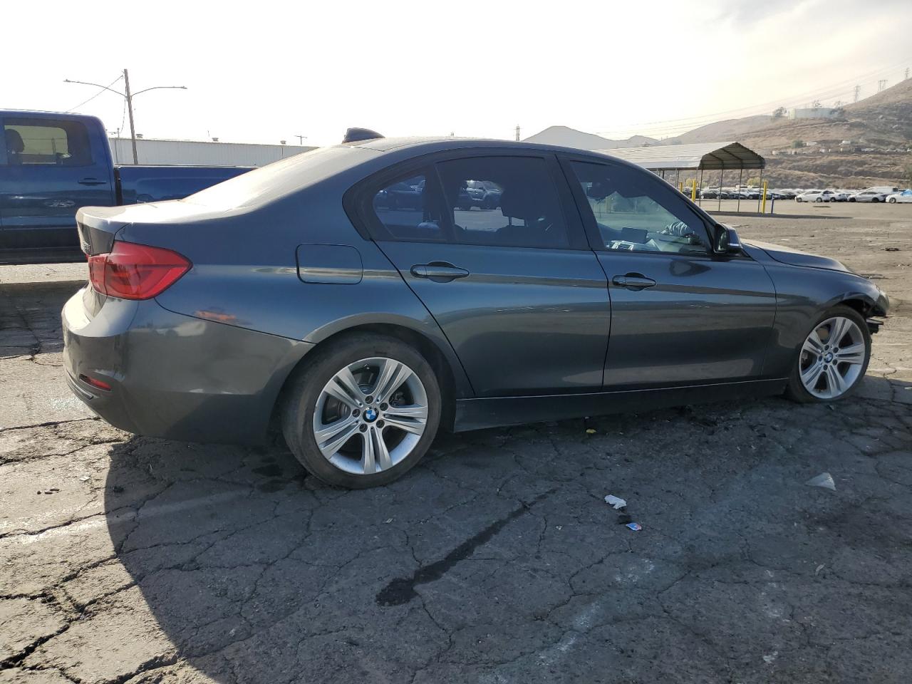 VIN WBA8E9G53GNT47570 2016 BMW 3 SERIES no.3