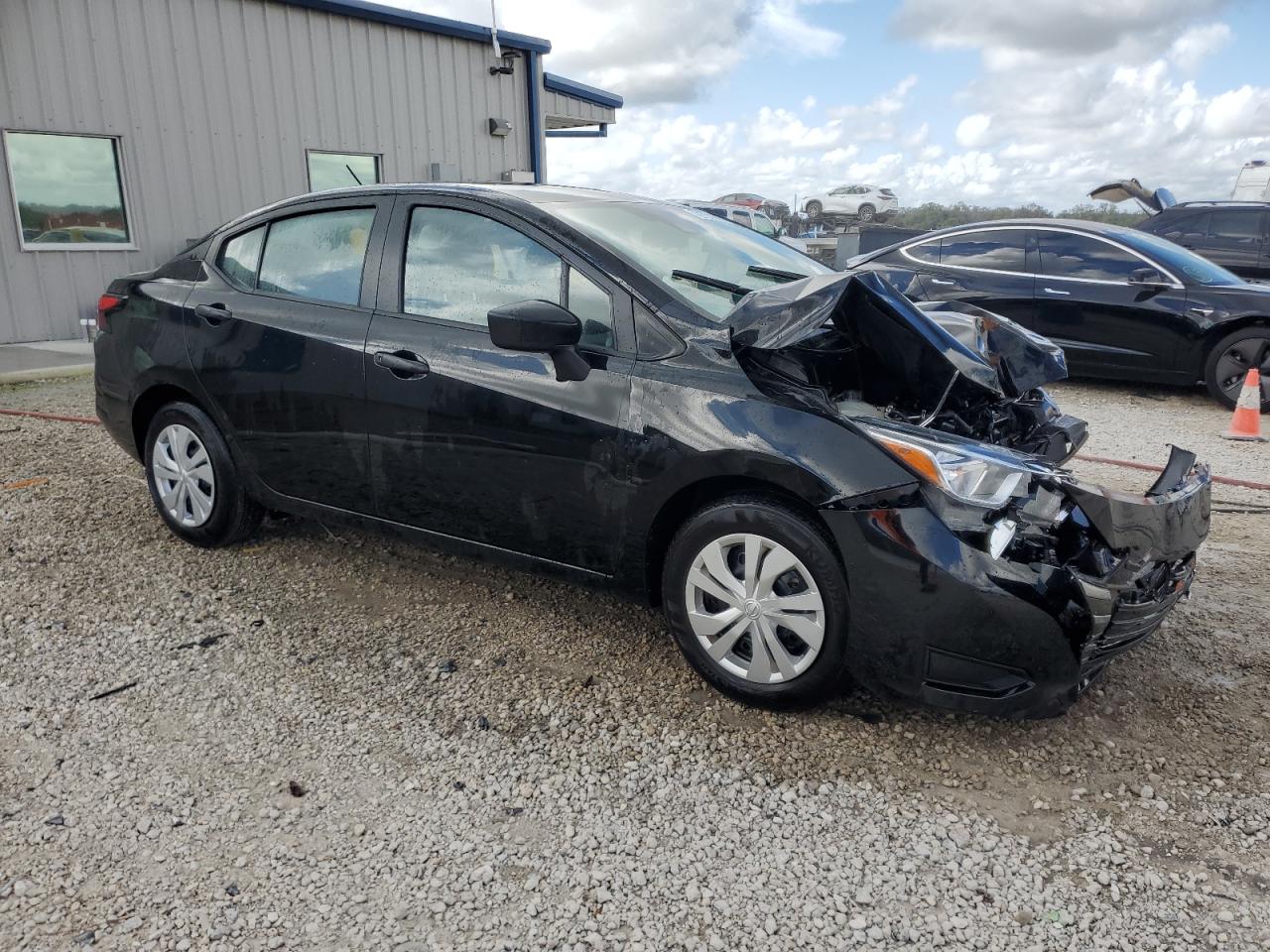 VIN 3N1CN8DV2RL888384 2024 NISSAN VERSA no.4