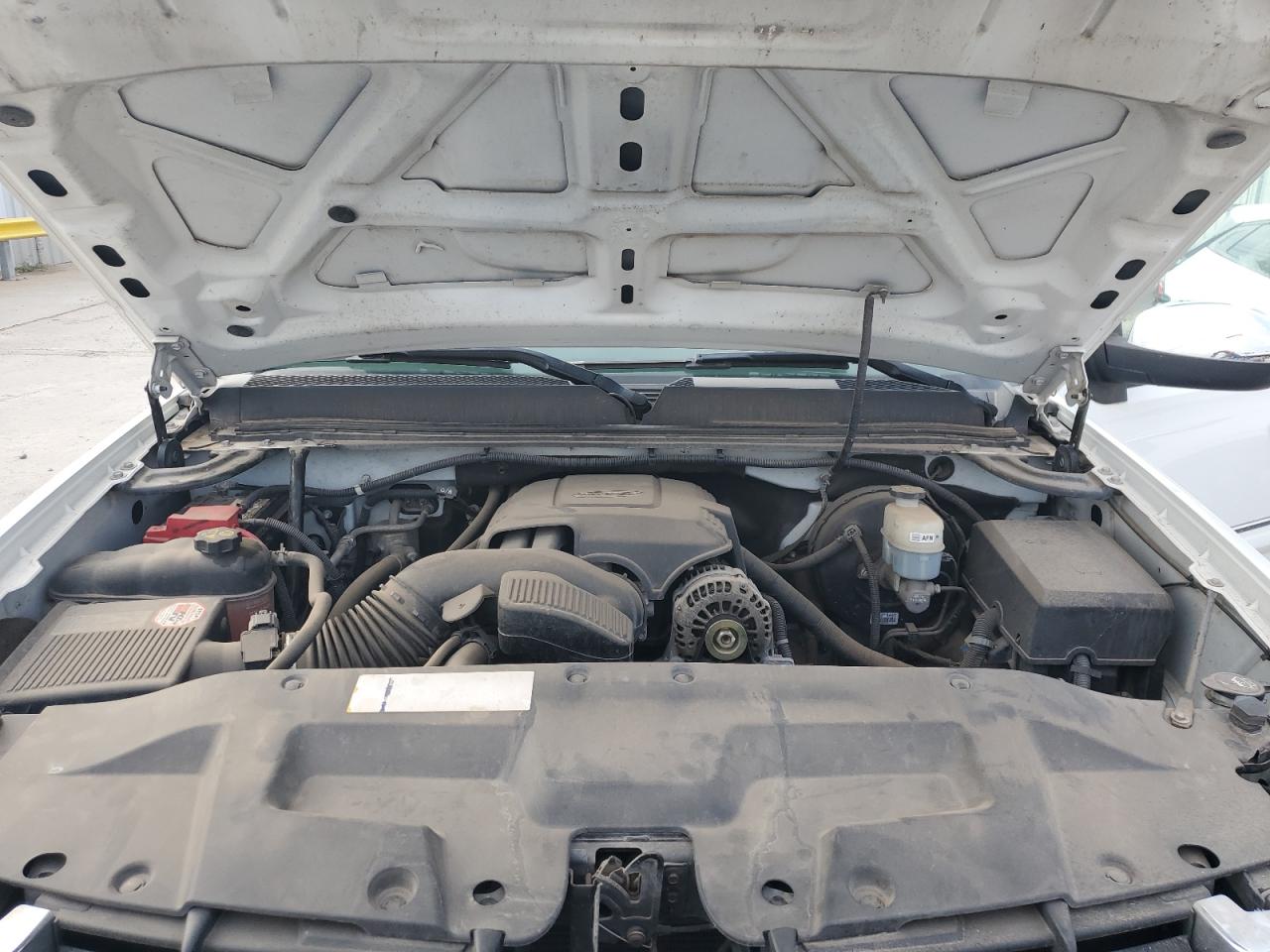 2011 GMC Sierra - Image 11