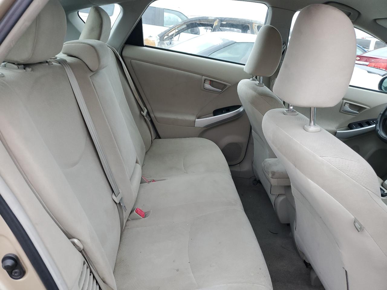 2011 Toyota Prius - Image 10
