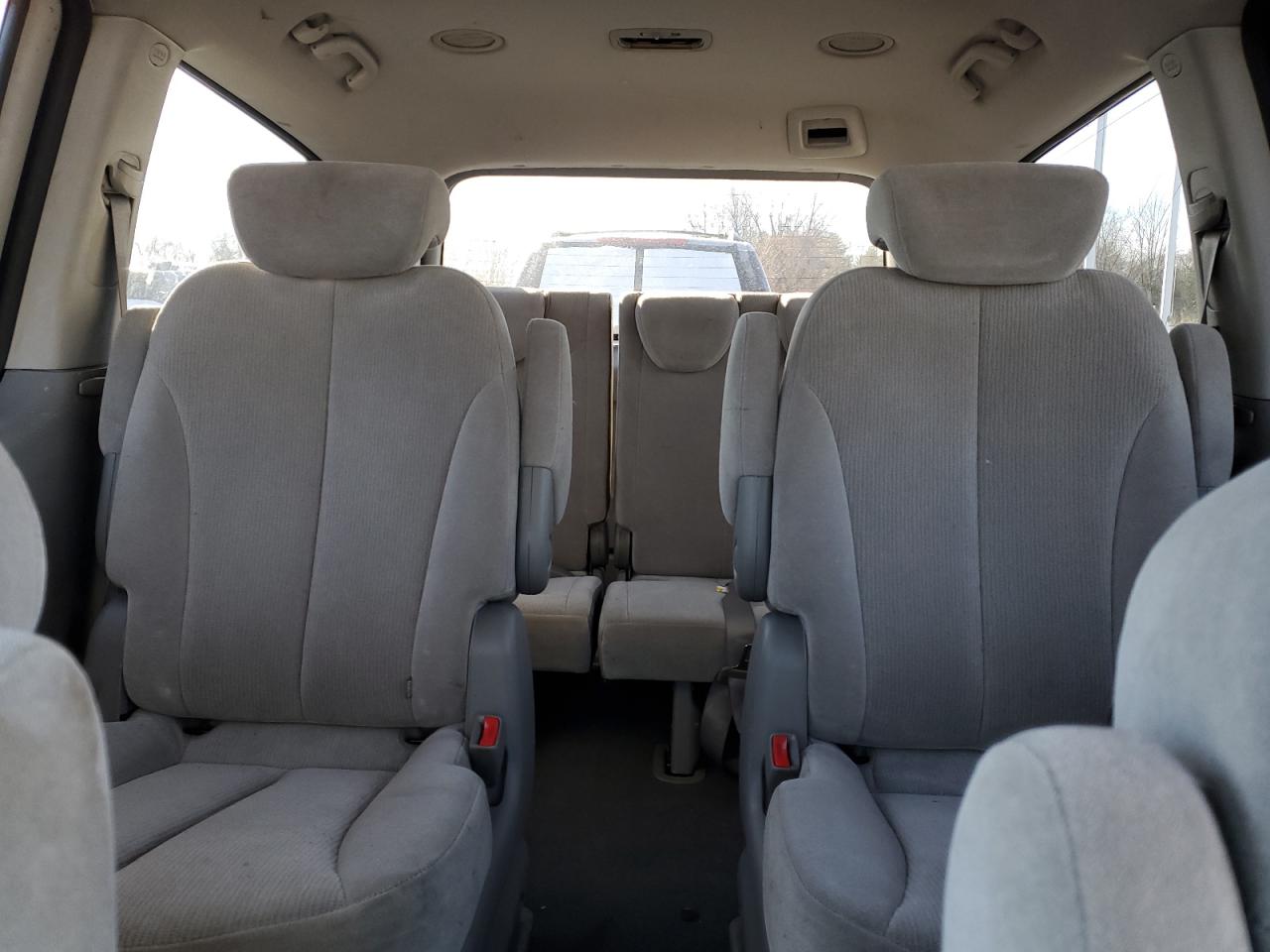 2008 Kia Sedona Ex VIN: KNDMB233686239641 Lot: 85843534