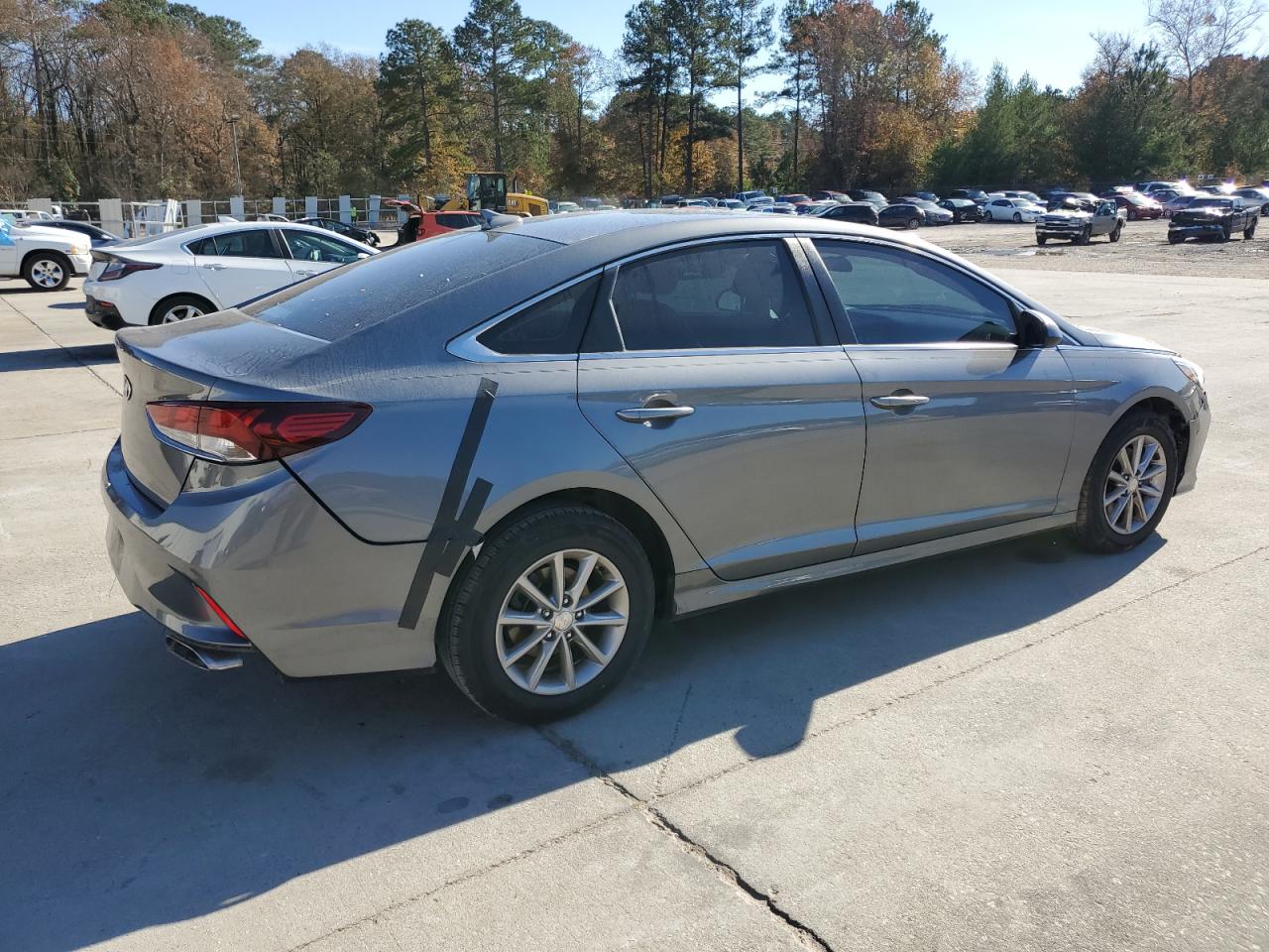 2018 Hyundai Sonata - Image 3