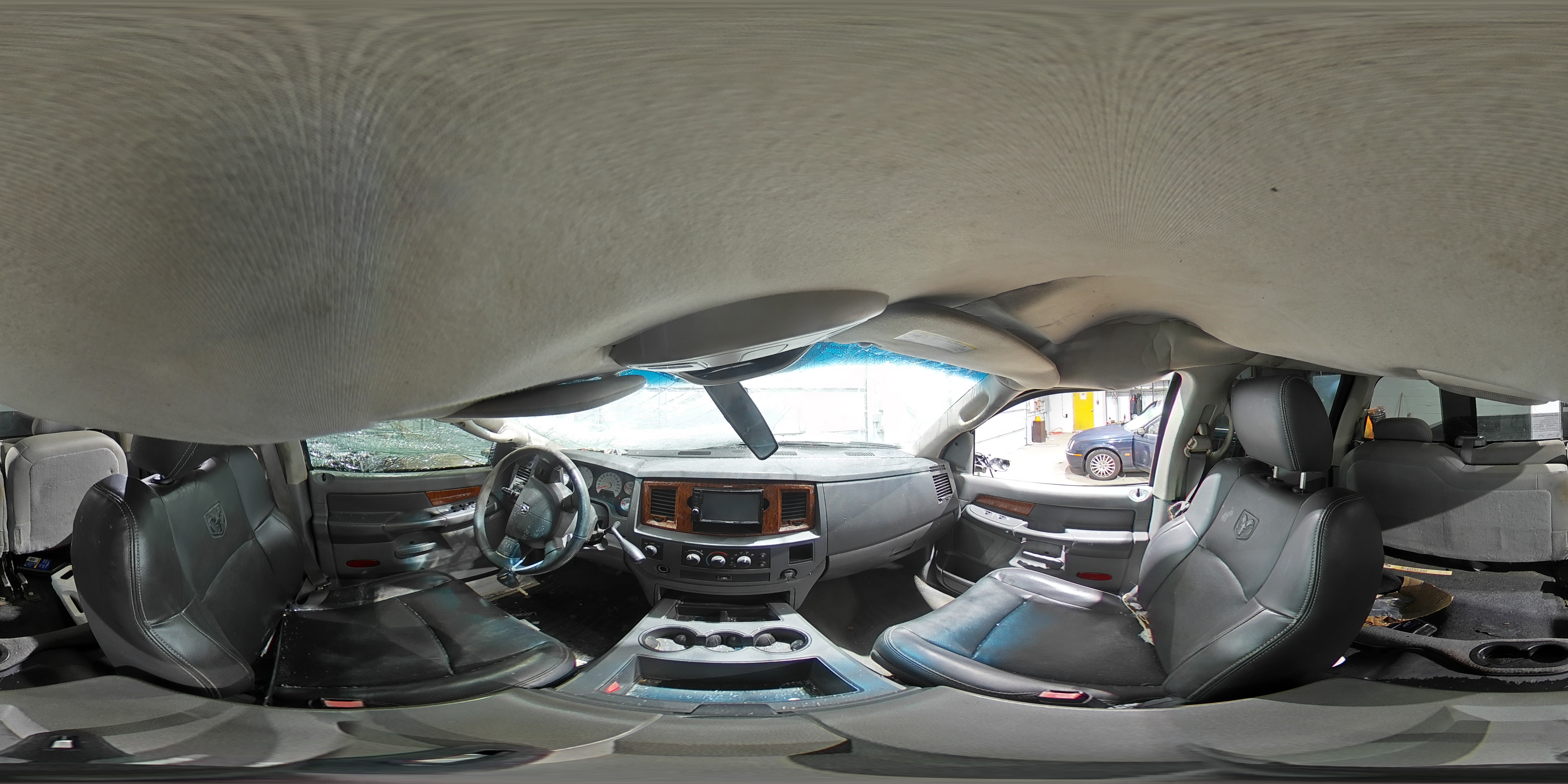 2006 Dodge RAM - Image 13