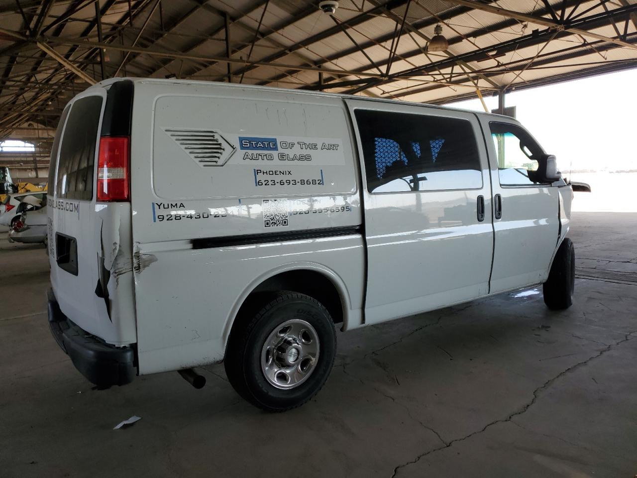 2018 Chevrolet Express - Image 3