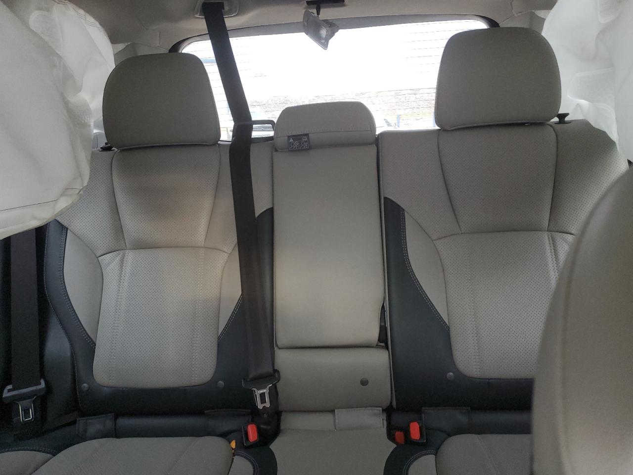 2020 Subaru Forester - Image 10
