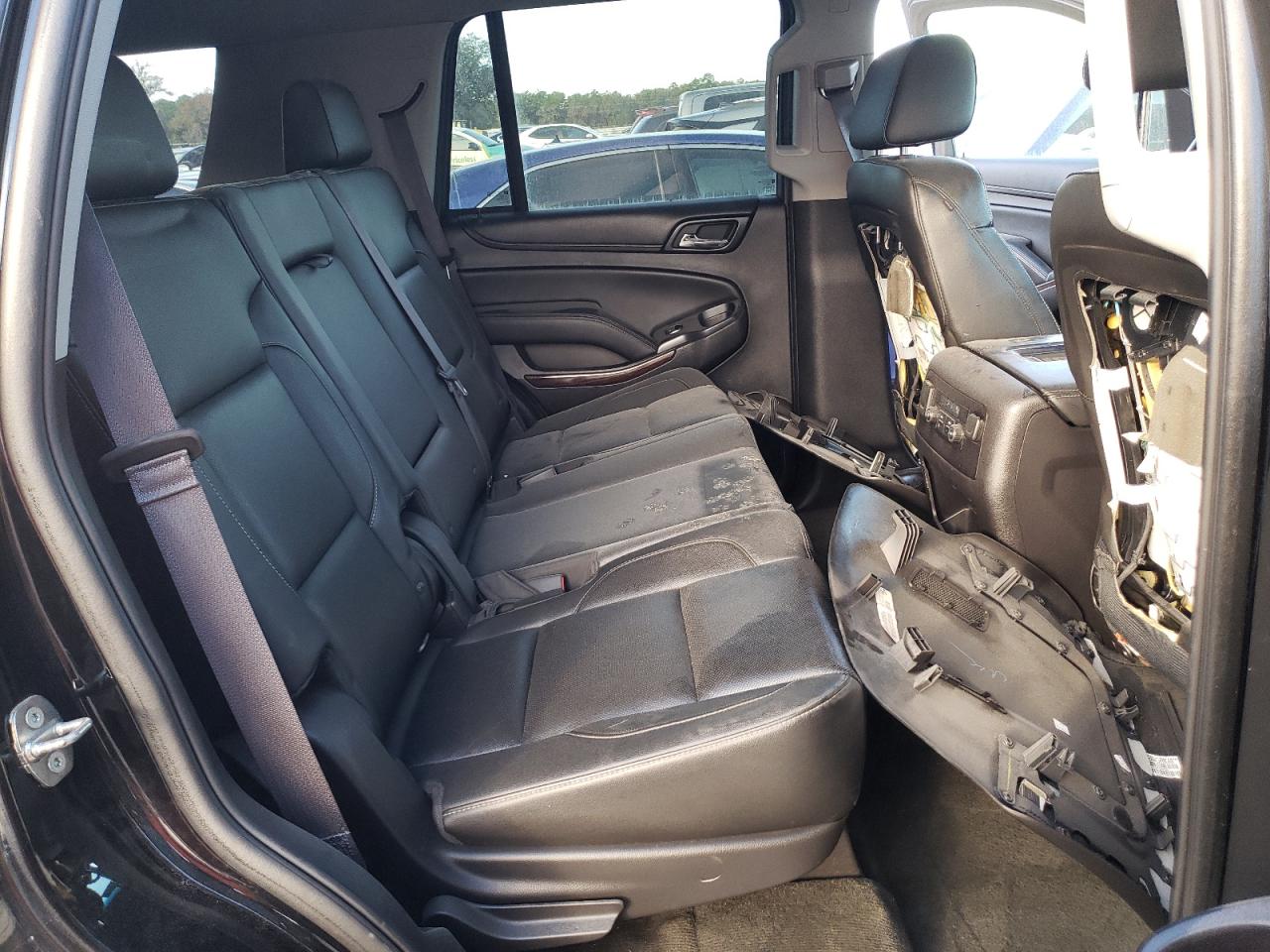 2015 GMC Yukon - Image 11