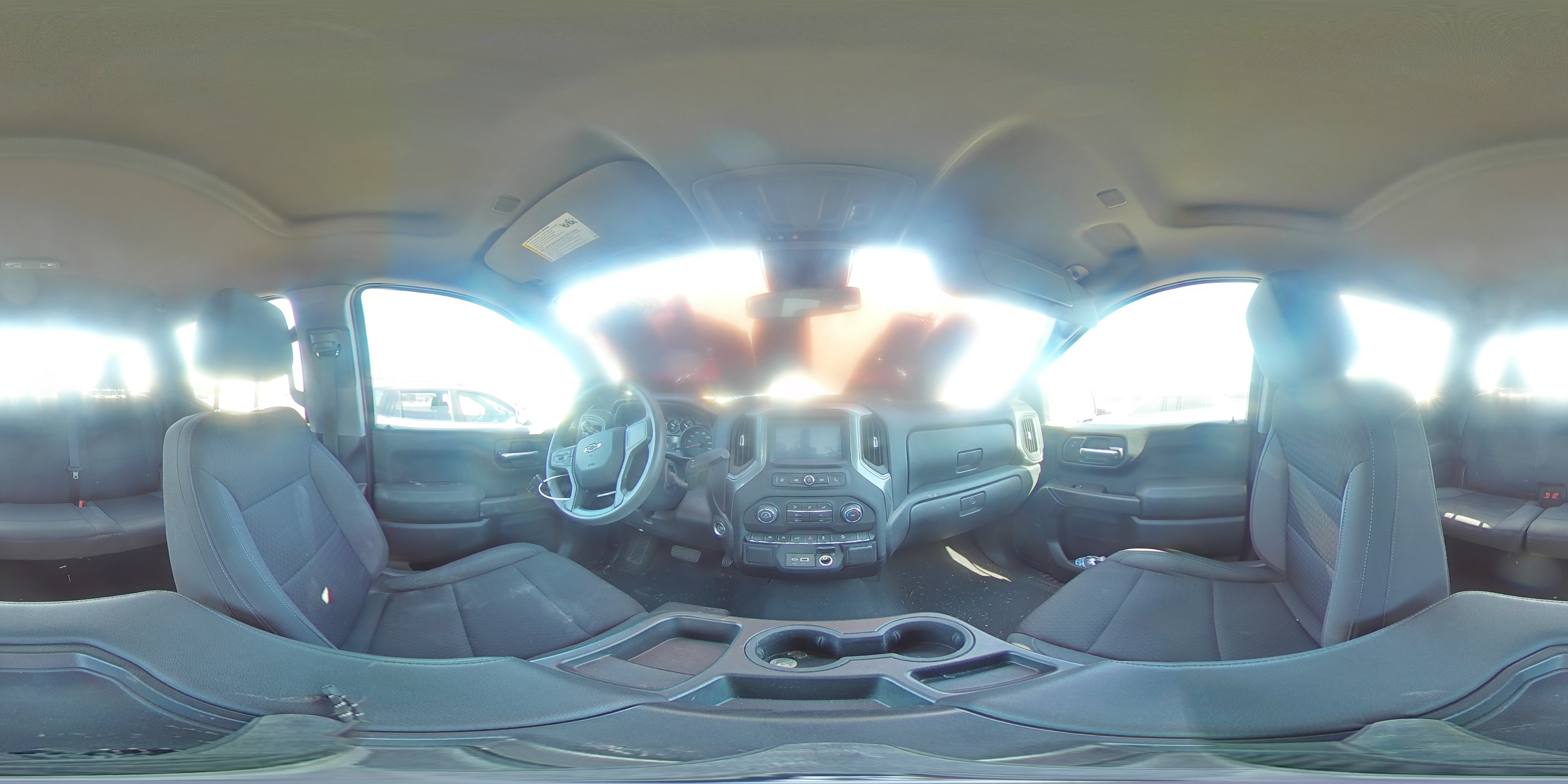 2022 Chevrolet Silverado - Image 12