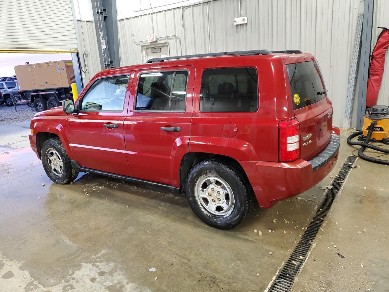 2008 Jeep Liberty (Patriot) - Image 2