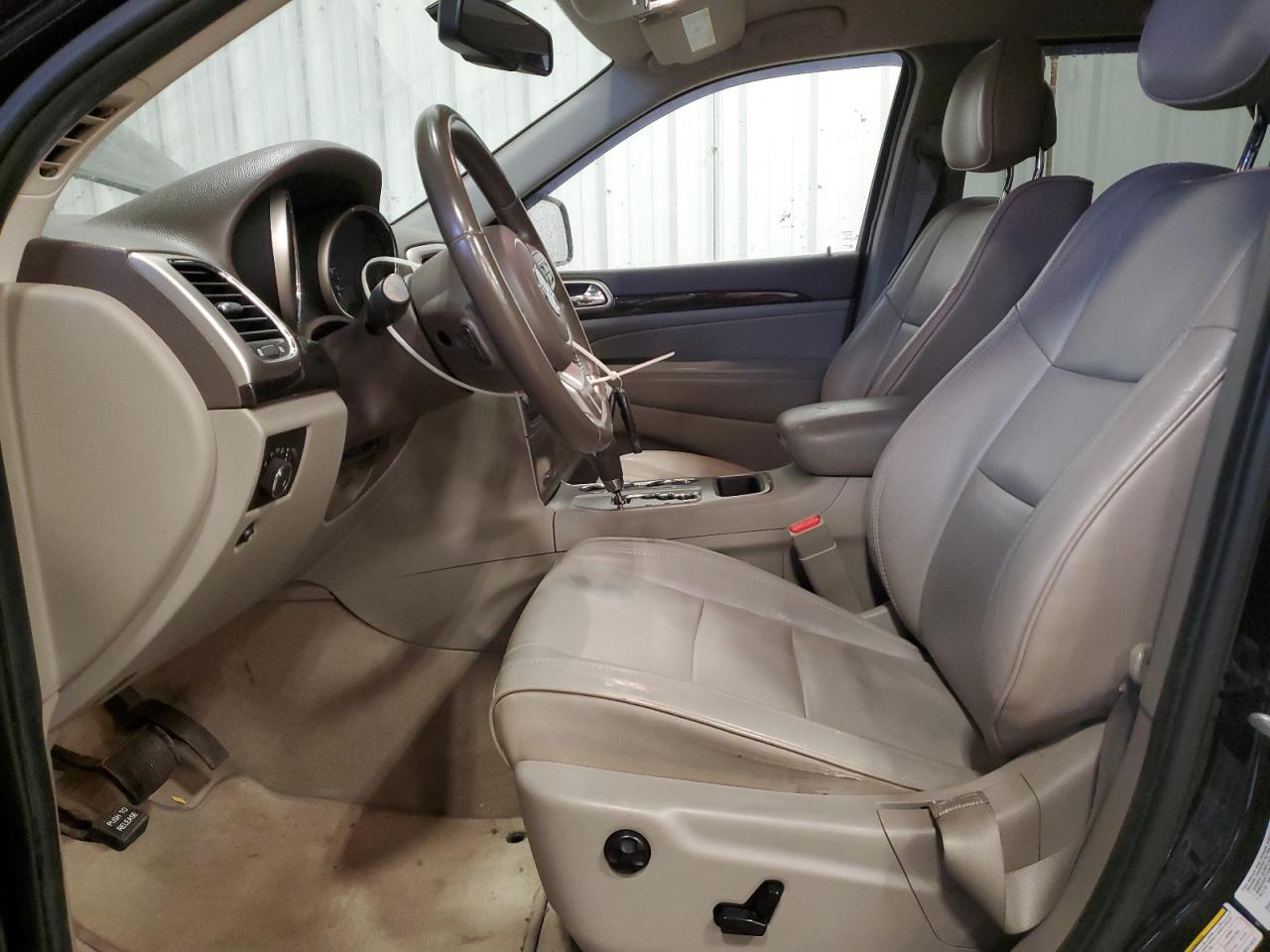 2011 Jeep Grand Cherokee - Image 7
