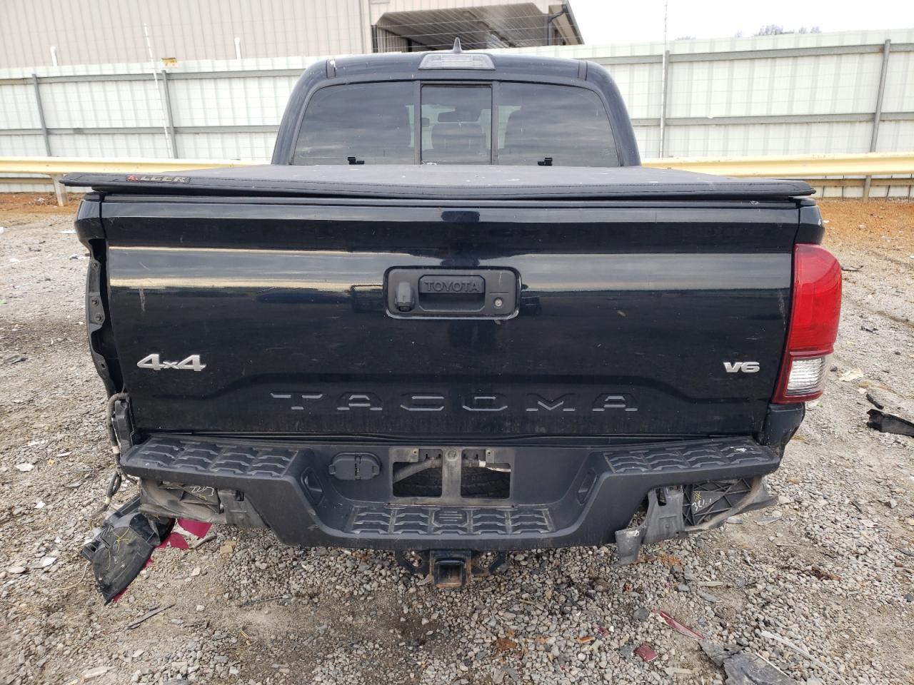 2018 Toyota Tacoma Double Cab VIN: 5TFCZ5AN7JX126195 Lot: 86492574