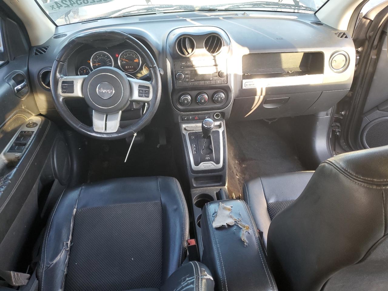 2016 Jeep Compass - Image 8