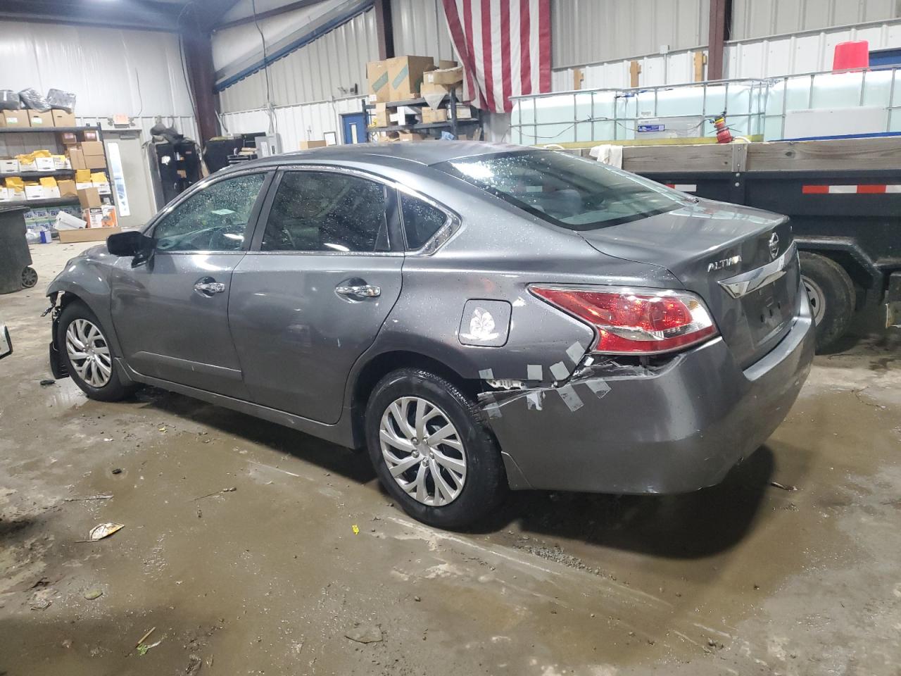 2015 Nissan Altima - Image 2