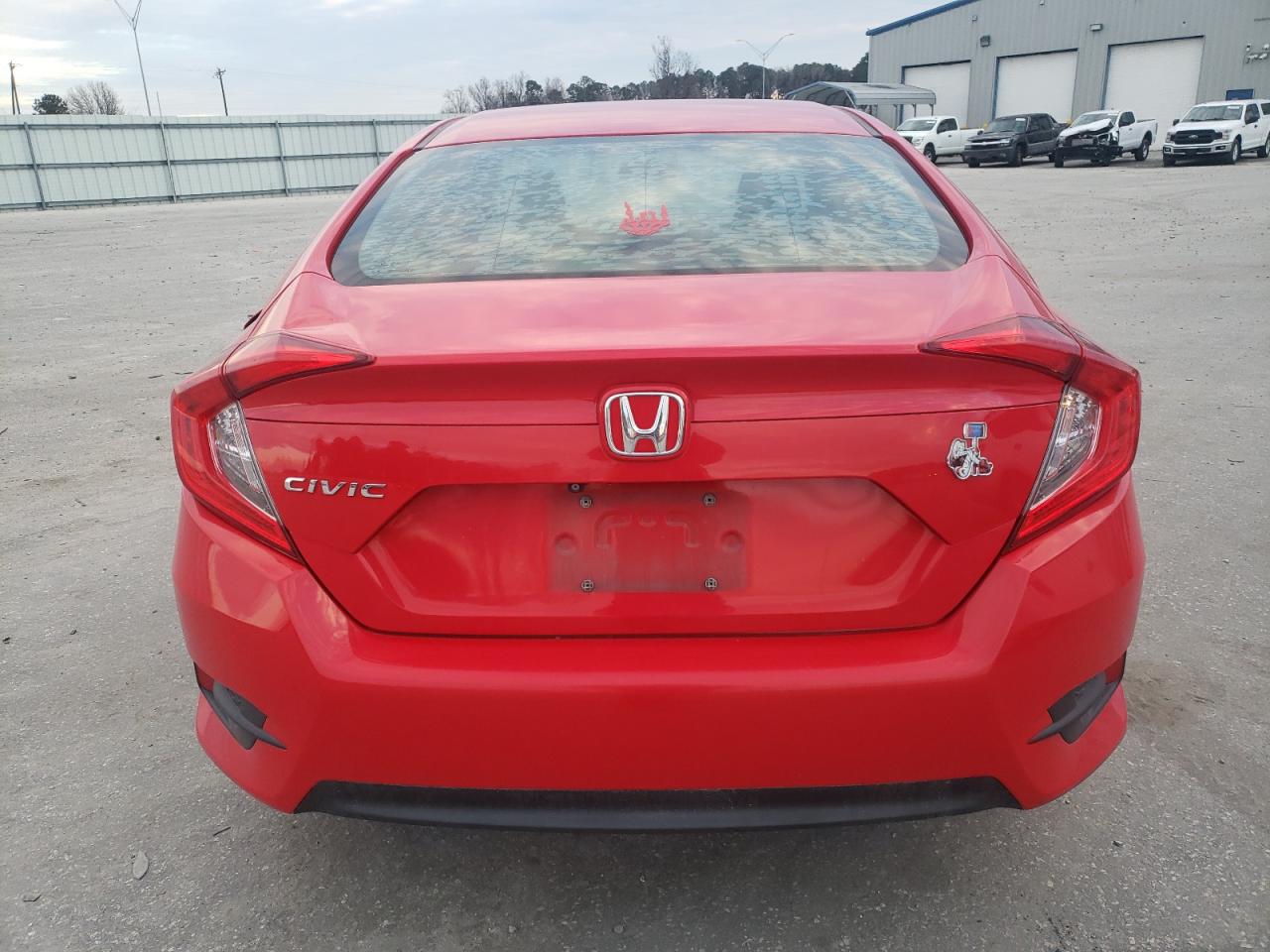 VIN 2HGFC2F71GH575233 2016 HONDA CIVIC no.6