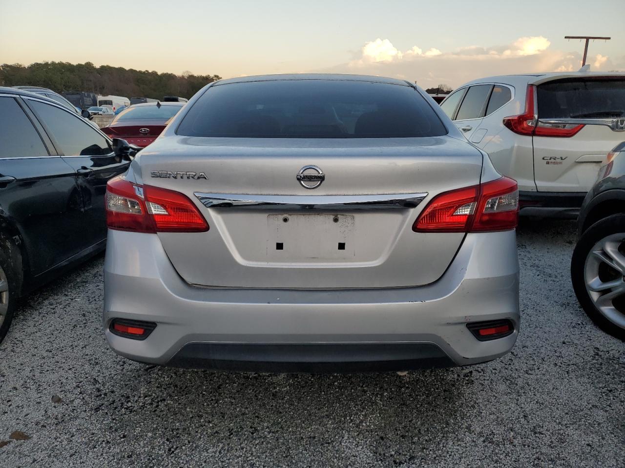 2017 Nissan Sentra - Image 6