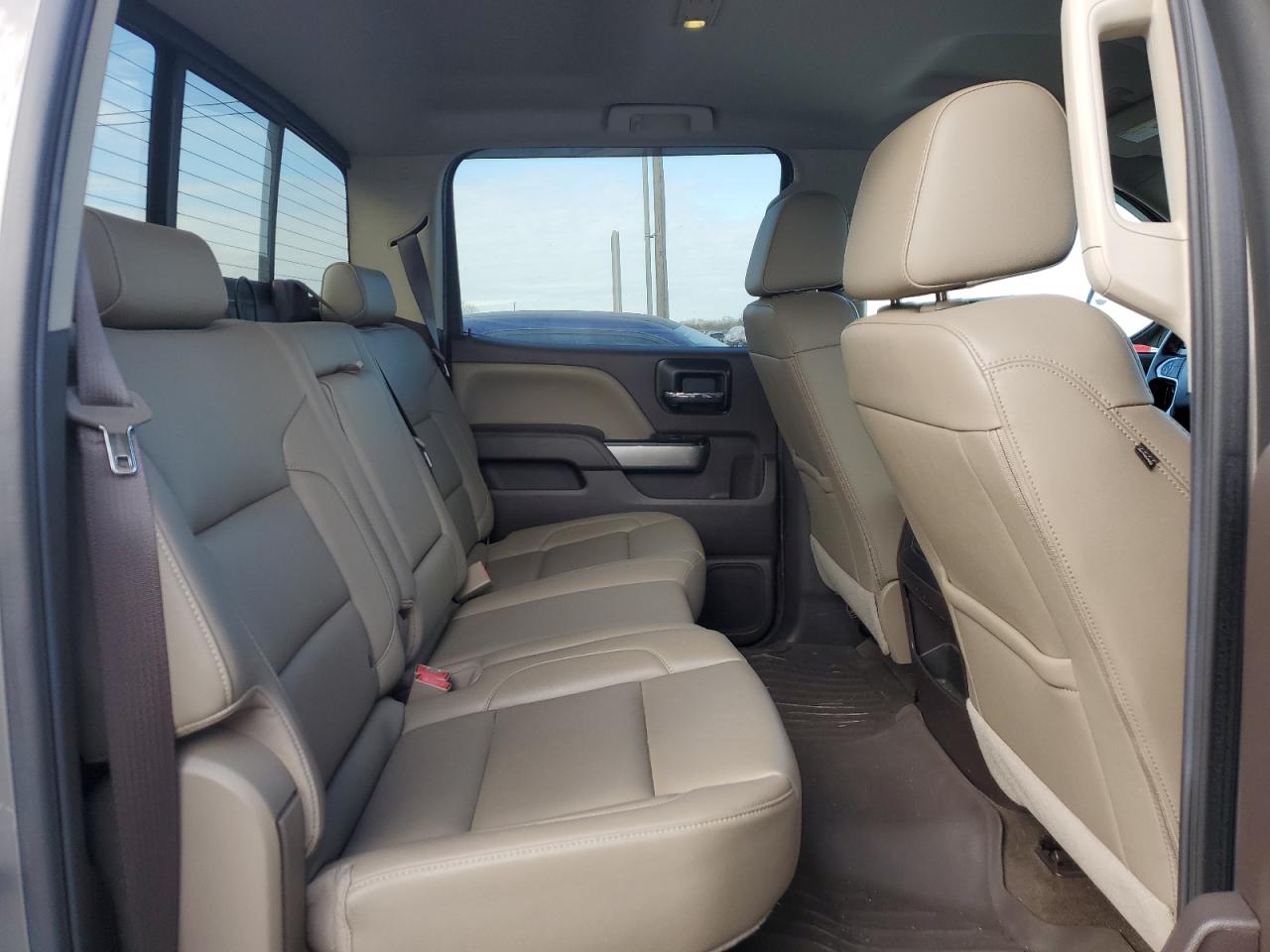 2017 Chevrolet Silverado - Image 11