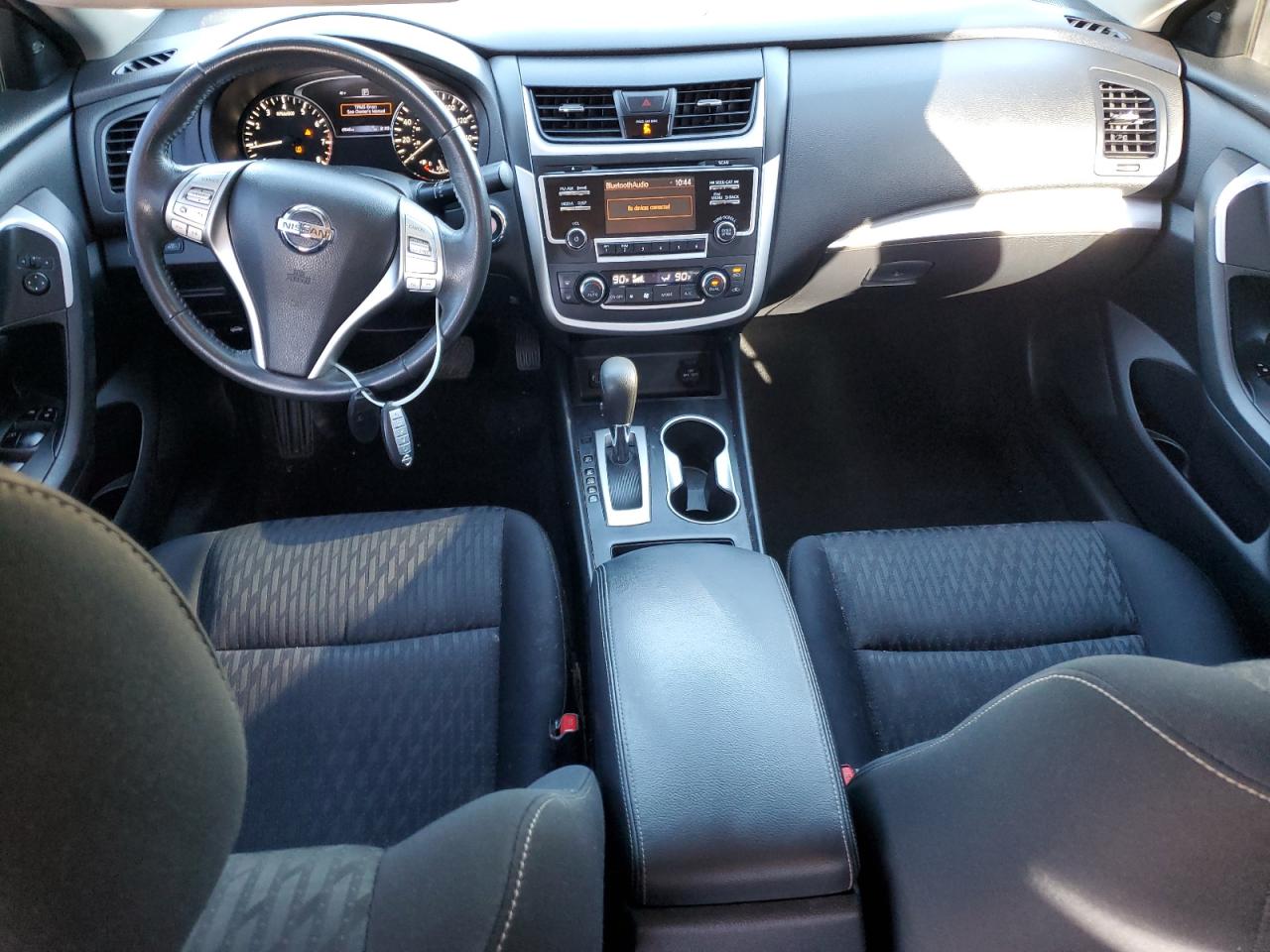 2017 Nissan Altima - Image 8