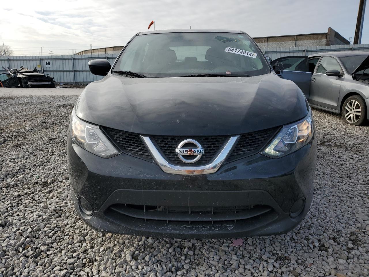 VIN JN1BJ1CR5HW129577 2017 NISSAN ROGUE no.5