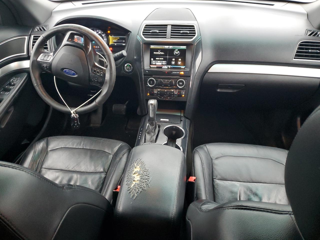2016 Ford Explorer - Image 8