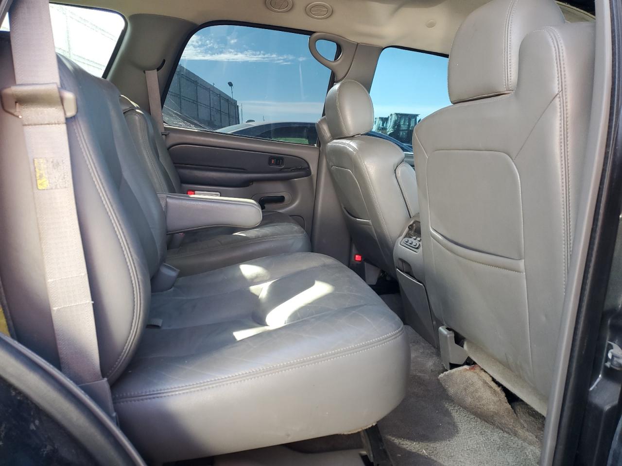 2003 Chevrolet Tahoe C1500 VIN: 1GNEC13Z73R288605 Lot: 63639624